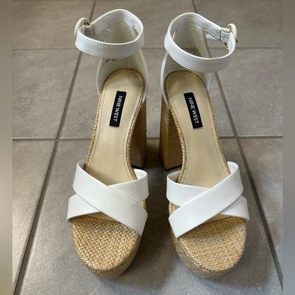 NWOT Nine West Willie Platform Sandal Sz 7.5​ - Picture 2 of 4
